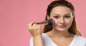Blush Stacking: Rahasia Pipi Merona Tahan Lama dengan Teknik Berlapis
